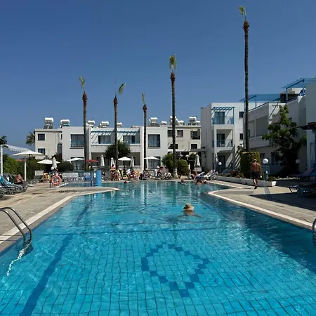 Kefalonitis Ξενοδοχείο με διαμερίσματα Πάφος
